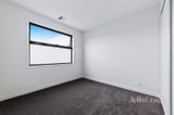 https://images.listonce.com.au/custom/160x/listings/235-alfreda-avenue-rosanna-vic-3084/553/01936553_img_05.jpg?uSYcZDu-KGU
