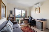 https://images.listonce.com.au/custom/160x/listings/235-woolcock-avenue-kew-east-vic-3102/460/01422460_img_09.jpg?0Wn86fuw7bU