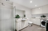 https://images.listonce.com.au/custom/160x/listings/2352-albert-road-south-melbourne-vic-3205/926/01933926_img_08.jpg?AeFqzeDe8EA