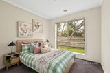 https://images.listonce.com.au/custom/160x/listings/2356-norton-road-croydon-vic-3136/106/01589106_img_08.jpg?_COUOTQtJ6E