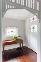 https://images.listonce.com.au/custom/160x/listings/236-canterbury-road-canterbury-vic-3126/227/00979227_img_07.jpg?t0SX1gRDU7w