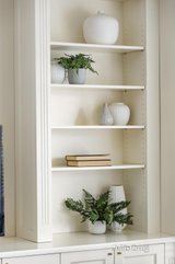 https://images.listonce.com.au/custom/160x/listings/236-daniell-place-kew-vic-3101/593/01705593_img_16.jpg?y5gv6GNmBWI