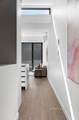 https://images.listonce.com.au/custom/160x/listings/2363-buckley-street-moonee-ponds-vic-3039/467/01722467_img_02.jpg?o7H7qBDeYfs