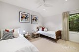 https://images.listonce.com.au/custom/160x/listings/237-barton-street-surrey-hills-vic-3127/023/01912023_img_10.jpg?tHfugN6YATM