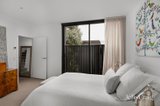 https://images.listonce.com.au/custom/160x/listings/237-robinson-road-hawthorn-vic-3122/640/01983640_img_06.jpg?R7-9x3T7ISY