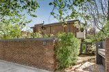 https://images.listonce.com.au/custom/160x/listings/237-rockley-road-south-yarra-vic-3141/546/01736546_img_05.jpg?Uuqr3MkKSrc