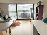 https://images.listonce.com.au/custom/160x/listings/237158-smith-street-collingwood-vic-3066/376/01602376_img_03.jpg?lOoKMD_hSaY