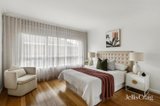 https://images.listonce.com.au/custom/160x/listings/2372-auburn-road-hawthorn-vic-3122/607/01954607_img_06.jpg?ufug5b9GrU0