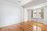 https://images.listonce.com.au/custom/160x/listings/2372-barkly-street-elwood-vic-3184/699/01895699_img_06.jpg?YQ3N_hgEj1M