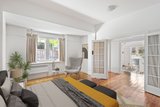 https://images.listonce.com.au/custom/160x/listings/2372-barkly-street-elwood-vic-3184/699/01895699_img_07.jpg?bJRinguQlws