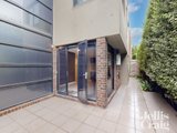 https://images.listonce.com.au/custom/160x/listings/2374-riversdale-road-hawthorn-east-vic-3123/709/01733709_img_09.jpg?OVHQz81JW0s