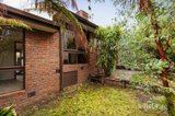 https://images.listonce.com.au/custom/160x/listings/238-40-shepherd-street-surrey-hills-vic-3127/433/01910433_img_08.jpg?vm8UGo_mwTk