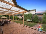 https://images.listonce.com.au/custom/160x/listings/238-hull-road-croydon-vic-3136/534/01525534_img_19.jpg?81qvrs_kASY