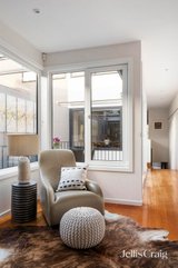 https://images.listonce.com.au/custom/160x/listings/238-moray-street-south-melbourne-vic-3205/780/01740780_img_09.jpg?w1uo0HYBqRg