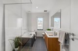 https://images.listonce.com.au/custom/160x/listings/238-peter-street-box-hill-north-vic-3129/555/01640555_img_09.jpg?vZiRBcuzF4I