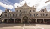 https://images.listonce.com.au/custom/160x/listings/239-11-barnsbury-road-south-yarra-vic-3141/582/01681582_img_06.jpg?m1ixcisRFK4