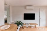 https://images.listonce.com.au/custom/160x/listings/239-martin-street-thornbury-vic-3071/251/01810251_img_07.jpg?Aif9iwijbuw