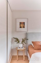 https://images.listonce.com.au/custom/160x/listings/239-martin-street-thornbury-vic-3071/251/01810251_img_12.jpg?eFnTkEcYg1E