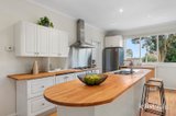 https://images.listonce.com.au/custom/160x/listings/239-stephensons-road-mount-waverley-vic-3149/432/01984432_img_08.jpg?UF6dTPpWcDM