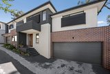 https://images.listonce.com.au/custom/160x/listings/239-wooddale-grove-donvale-vic-3111/041/01692041_img_01.jpg?_vMZnwyOJGw