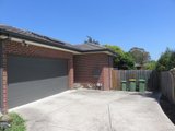 https://images.listonce.com.au/custom/160x/listings/23a-carawa-street-mooroolbark-vic-3138/933/01740933_img_01.jpg?mPCfpT9yf0k