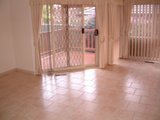 https://images.listonce.com.au/custom/160x/listings/23a-clifford-street-glen-waverley-vic-3150/251/01947251_img_04.jpg?ntI_53MFTnA