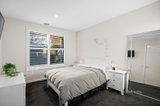 https://images.listonce.com.au/custom/160x/listings/23a-eastmead-road-croydon-vic-3136/519/01592519_img_09.jpg?zgmohoGfXRI