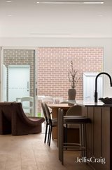https://images.listonce.com.au/custom/160x/listings/23b-blyth-street-brunswick-vic-3056/224/01990224_img_21.jpg?04fmn_2Mi3M