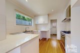 https://images.listonce.com.au/custom/160x/listings/24-6-smyth-street-mount-waverley-vic-3149/391/01912391_img_04.jpg?SS2sRUPRG4o