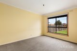 https://images.listonce.com.au/custom/160x/listings/24-angus-street-hadfield-vic-3046/492/01770492_img_09.jpg?Wh_xSB-3Rxk