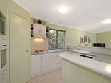 https://images.listonce.com.au/custom/160x/listings/24-anthony-drive-chirnside-park-vic-3116/458/01525458_img_07.jpg?oFU8JEEYMbM