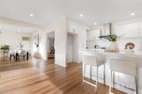 https://images.listonce.com.au/custom/160x/listings/24-avondale-grove-mount-waverley-vic-3149/047/01976047_img_05.jpg?Spi-rslvicg