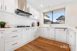 https://images.listonce.com.au/custom/160x/listings/24-avondale-grove-mount-waverley-vic-3149/047/01976047_img_06.jpg?sGHnxnB38LE