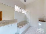 https://images.listonce.com.au/custom/160x/listings/24-bell-street-richmond-vic-3121/612/01540612_img_10.jpg?hGmmEVVPqTQ