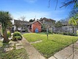 https://images.listonce.com.au/custom/160x/listings/24-belmore-road-balwyn-vic-3103/315/01684315_img_06.jpg?oxzsxapqBk8