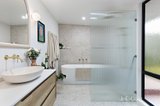https://images.listonce.com.au/custom/160x/listings/24-bendigo-street-collingwood-vic-3066/752/01858752_img_04.jpg?Pf8n1nr0nRE