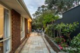 https://images.listonce.com.au/custom/160x/listings/24-box-road-briar-hill-vic-3088/919/01796919_img_12.jpg?QPQKFCX3QtI