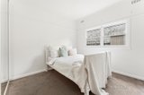 https://images.listonce.com.au/custom/160x/listings/24-brownfield-street-parkdale-vic-3195/544/01514544_img_09.jpg?e-02X5-e2sc