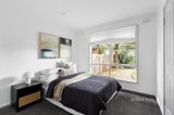 https://images.listonce.com.au/custom/160x/listings/24-campbell-road-briar-hill-vic-3088/032/01549032_img_08.jpg?Pq8pqAlO37s