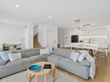 https://images.listonce.com.au/custom/160x/listings/24-castaway-street-safety-beach-vic-3936/688/01905688_img_08.jpg?4K48-bdkk4w