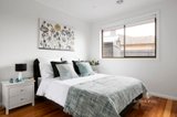 https://images.listonce.com.au/custom/160x/listings/24-chapman-avenue-thomastown-vic-3074/225/01589225_img_09.jpg?PgK1pphB2KE