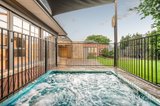 https://images.listonce.com.au/custom/160x/listings/24-charles-street-cheltenham-vic-3192/079/01922079_img_15.jpg?LBin6QIiiic