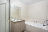 https://images.listonce.com.au/custom/160x/listings/24-cortland-street-doreen-vic-3754/385/01330385_img_05.jpg?HCeNvwFd4-0