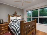 https://images.listonce.com.au/custom/160x/listings/24-croydondale-drive-mooroolbark-vic-3138/475/01525475_img_11.jpg?1eU34x8vQDc