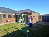 https://images.listonce.com.au/custom/160x/listings/24-curtain-drive-leopold-vic-3224/266/01699266_img_09.jpg?i9AL3U23Bz4