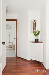 https://images.listonce.com.au/custom/160x/listings/24-dotterel-court-chelsea-heights-vic-3196/811/01815811_img_07.jpg?F9AL4jW5ggo