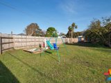 https://images.listonce.com.au/custom/160x/listings/24-durham-road-kilsyth-vic-3137/630/01524630_img_12.jpg?hve97ljqlYs