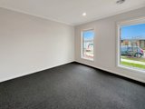 https://images.listonce.com.au/custom/160x/listings/24-elbert-street-charlemont-vic-3217/487/01947487_img_10.jpg?fKNV_5HgUJ0