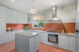 https://images.listonce.com.au/custom/160x/listings/24-elmhurst-road-blackburn-vic-3130/870/01328870_img_06.jpg?H9FUVUwg9p0