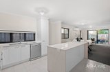 https://images.listonce.com.au/custom/160x/listings/24-evans-drive-croydon-vic-3136/983/01901983_img_06.jpg?DTjUitYepxY